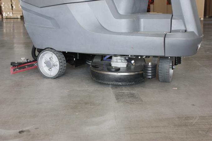 Μέγιστη Drive ξηρότερη μηχανή τριφτών πατωμάτων τύπων για το σκληρό πάτωμα αποθηκών εμπορευμάτων 0